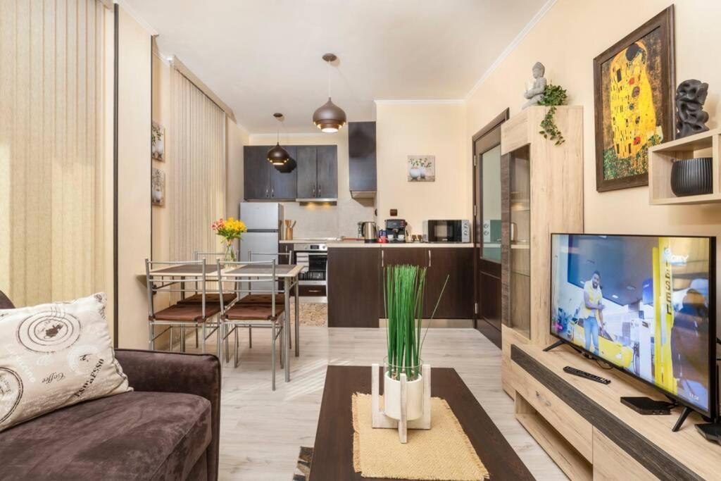 Cozy New Apartment 'Casa Vacanza ' ✵ Top Center ✵ Plovdiv Extérieur photo